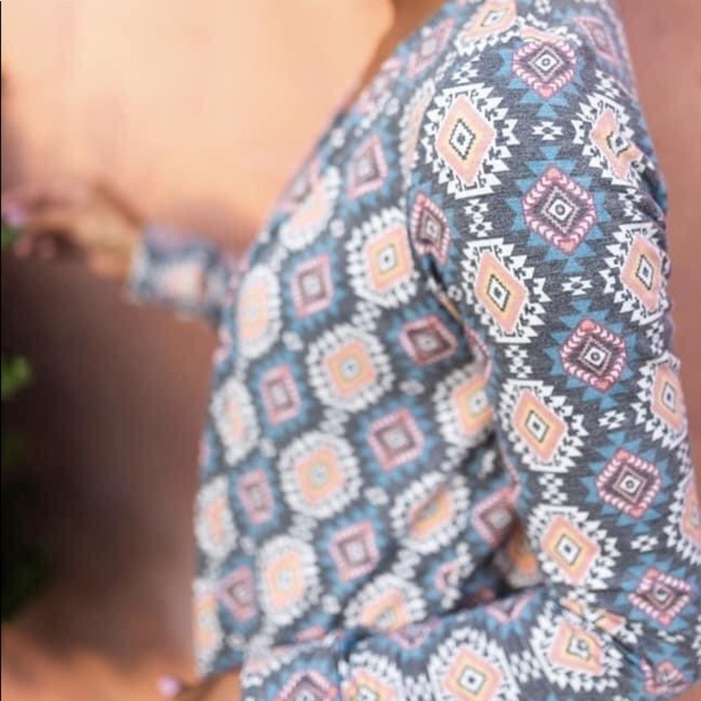 Essential cardigan